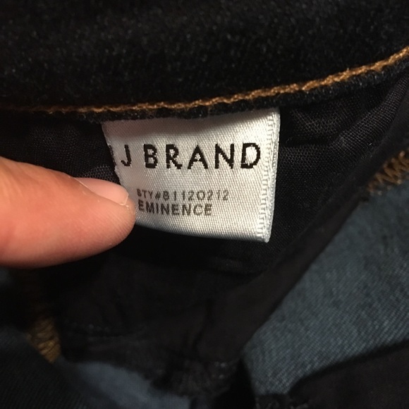J brand dark wash skinny jeans - Picture 3 of 4